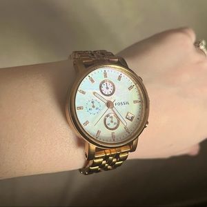Rose Gold Fossil Watch with Mother of Pearl face